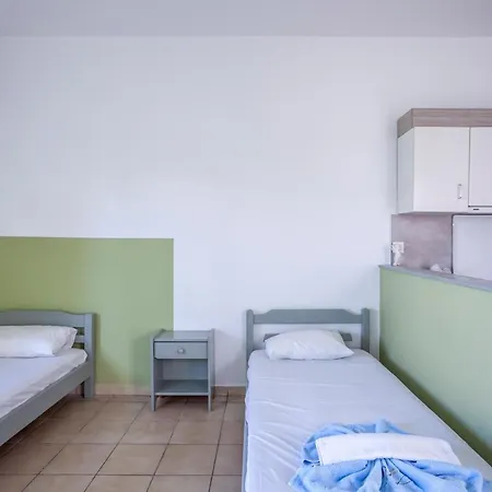 Akrotiri Summer Apartment